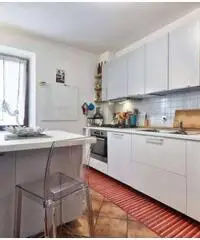 Vendita Quadrilocali in via Real Collegio 27