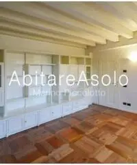 Vendita Villa in Via Molini