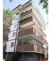 Vendita Cinque locali in VIA RATTO DEI MANDIERI Vendita Cinque locali in VIA RATTO DEI MANDIERI