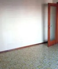 Vendita Cinque locali in VIA RATTO DEI MANDIERI Vendita Cinque locali in VIA RATTO DEI MANDIERI