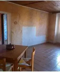 Appartamento con tre camere a Luino