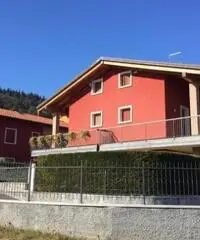 Vendita Bilocale in via val de l'azè, 36