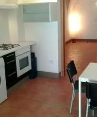 BILOCALE IN CENTRO V.ZE ATENEO € 450 COMPRESO CONDOMINIO BILOCALE IN CENTRO V.ZE ATENEO € 450 COMPRESO CONDOMINIO