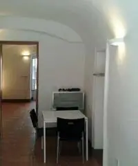 BILOCALE IN CENTRO V.ZE ATENEO € 450 COMPRESO CONDOMINIO BILOCALE IN CENTRO V.ZE ATENEO € 450 COMPRESO CONDOMINIO