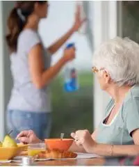 CERCASI BADANTE CONVIVENTE