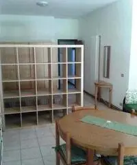 Este: Appartamento Monolocale Este: Appartamento Monolocale