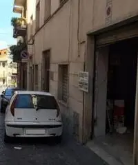 Affitto Magazzino in Via Borgia, 9 Affitto Magazzino in Via Borgia, 9