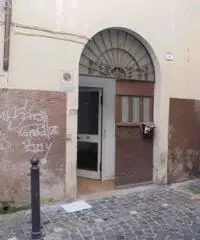 Affitto Magazzino in Via Ottaviani Affitto Magazzino in Via Ottaviani