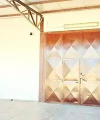 Capannone commerciale 180 m² a Monterotondo Scalo (Rm) Capannone commerciale 180 m² a Monterotondo Scalo (Rm)