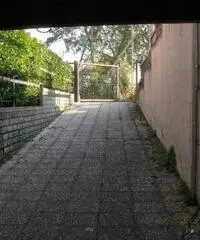 Montelarco: Affitto Magazzino in Via Bramante Montelarco: Affitto Magazzino in Via Bramante