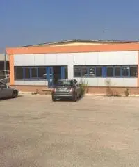 RifITI 003-SU20/623 - Capannone Industriale in Vendita a Ariccia di 1600 mq RifITI 003-SU20/623 - Capannone Industriale in Vendita a Ariccia di 1600 mq