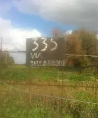 Testa Di Lepre Di Sopra: Vendita Capannone in Via dell'Arrone Testa Di Lepre Di Sopra: Vendita Capannone in Via dell'Arrone