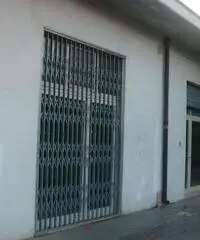 Affitto Magazzino da 150mq