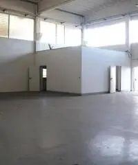 Rif: MP25112 - Capannone in Affitto a Podenzano Rif: MP25112 - Capannone in Affitto a Podenzano