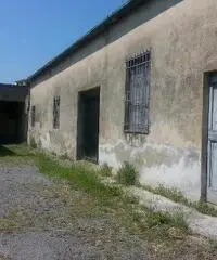 Magazzino in vendita a NAVACCHIO - Cascina 200 mq  Rif: 469149 Magazzino in vendita a NAVACCHIO - Cascina 200 mq  Rif: 469149