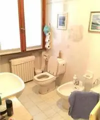 Capannone / Fondo in vendita a Reggio nell'Emilia, Masone