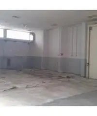 Villa Adriana: Affitto Capannone in Via Tiburtina Valeria