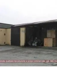 Vendita Laboratorio in Via Faval 36