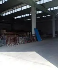 CAPANNONE di 2 vani e di 9000 mq (TELGATE) rif. 455C CAPANNONE di 2 vani e di 9000 mq (TELGATE) rif. 455C