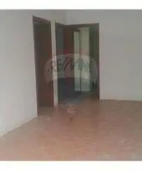 Deposito 200 mq con 800 mq di spazio esterno Deposito 200 mq con 800 mq di spazio esterno