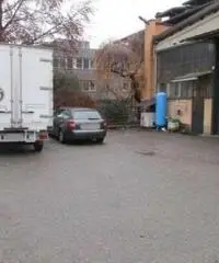 Affitto Capannone in Via Mara, 5