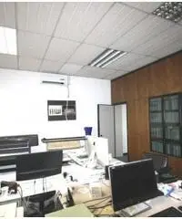 Vendita Magazzino in Via Nazionale Vendita Magazzino in Via Nazionale