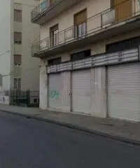 Centro città: Vendita Magazzino in Via Francesco Saverio Nitti Centro città: Vendita Magazzino in Via Francesco Saverio Nitti