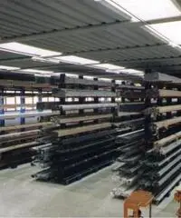 CAPANNONI MAGAZZINI - INDUSTRIALE - REGGELLO CAPANNONI MAGAZZINI - INDUSTRIALE - REGGELLO