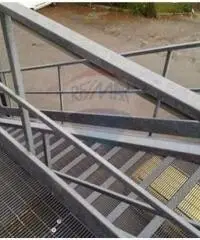 Rif: 21711152-79 - Genova Molassana vendesi capannone industriale / artigianale con posteggio!