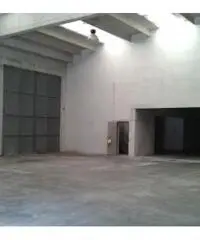 Privato affitta capannone a Valdaro Privato affitta capannone a Valdaro