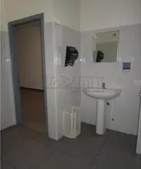 Affitto Capannone con ascensore