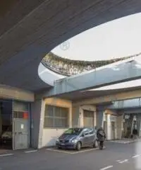 Affitto Capannone in centro commerciale strada coperta Affitto Capannone in centro commerciale strada coperta