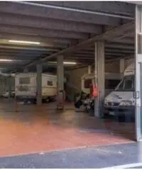 Affitto Capannone in centro commerciale strada coperta Affitto Capannone in centro commerciale strada coperta
