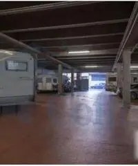 Affitto Capannone in centro commerciale strada coperta Affitto Capannone in centro commerciale strada coperta