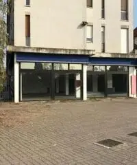 Affitto Capannone in via Sempione 184 Affitto Capannone in via Sempione 184