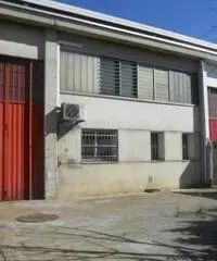 Mazzo: Vendita Capannone in Via Alcide De Gasperi Mazzo: Vendita Capannone in Via Alcide De Gasperi