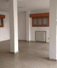 Affitto Magazzino da 165mq