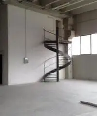 Affitto Capannone da 1200mq con ascensore