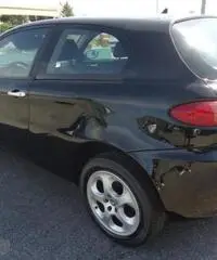 ALFA ROMEO 147 1.9 JTD (120) 3 porte Progression rif. 7167267 ALFA ROMEO 147 1.9 JTD (120) 3 porte Progression rif. 7167267