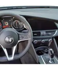 Alfa Romeo Giulia Alfa Romeo Giulia Super 2.2 diesel 16V AT8 #XENON