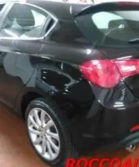 ALFA ROMEO Giulietta 1.6 JTDm-2 105 CV Distinctive rif. 7191858 ALFA ROMEO Giulietta 1.6 JTDm-2 105 CV Distinctive rif. 7191858