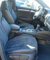 AUDI A3 2000 TDI 150cv 5p 18 Ambition AutomF1 Navi Xeno AUDI A3 2000 TDI 150cv 5p 18 Ambition AutomF1 Navi Xeno