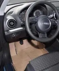 Audi A3 Audi A3 Sportback Ambition 1.6 TDI S line Navi 18`