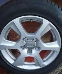 AUDI A4 x a4 4cerchi lega compresi pneumati 225 55 16 99h rif. 7167280 AUDI A4 x a4 4cerchi lega compresi pneumati 225 55 16 99h rif. 7167280