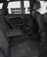 AUDI Q5 3.0 V6 TDI 258CV quattro S tronic s-line rif. 7190904 AUDI Q5 3.0 V6 TDI 258CV quattro S tronic s-line rif. 7190904