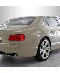 Bentley Flying Spur Bentley Flying Spur Mulliner W12 MODELLO 2016 TORT