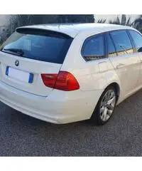 BMW 318d 143CV Touring Eletta