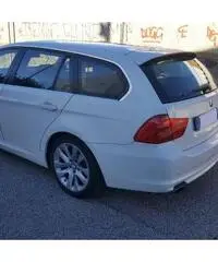 BMW 318d 143CV Touring Eletta