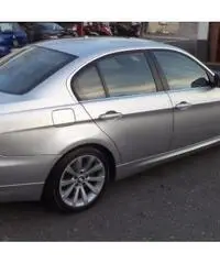 BMW 325 i cat Futura automatica pelle rif. 7117845