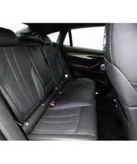 BMW X6 BMW X6M B & O / HUD / Driv. Assist./Kamera/TOP !!! BMW X6 BMW X6M B & O / HUD / Driv. Assist./Kamera/TOP !!!